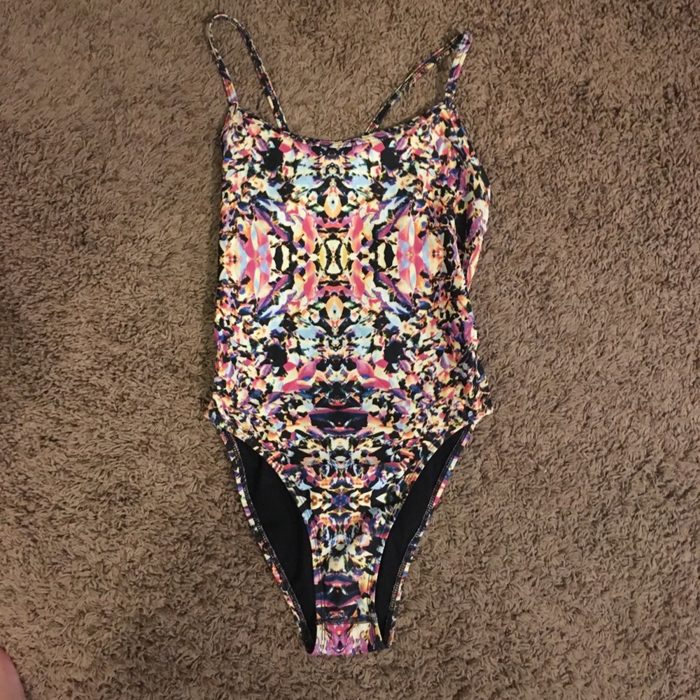 medium coverage jolyn